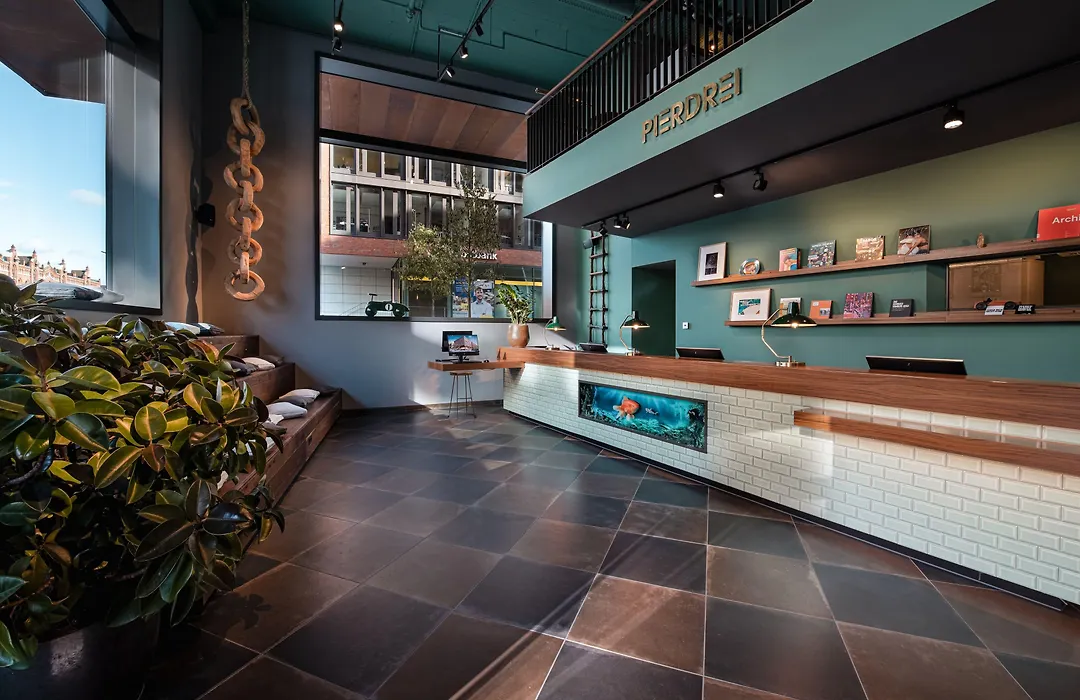 PIERDREI Hotel HafenCity Hamburg-1